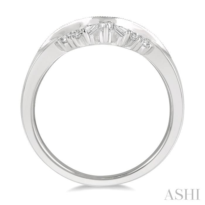ASHI Curved Baguette Diamond Wedding Band 30426PPFHWG