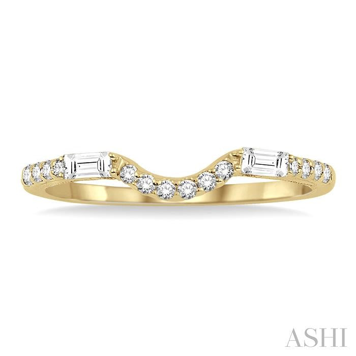 ASHI Chevron Baguette Diamond Wedding Band 31466PPFHYG