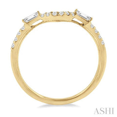 ASHI Chevron Baguette Diamond Wedding Band 31466PPFHYG