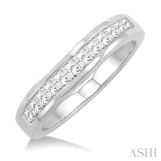 ASHI Channel Set Curved Diamond Wedding Band 35223PPFHWG