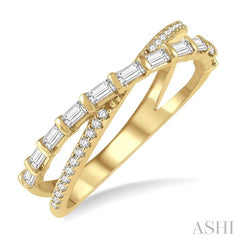 ASHI Criss Cross Baguette Diamond Fashion Ring 360D4PPFGYG