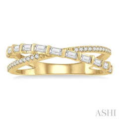 ASHI Criss Cross Baguette Diamond Fashion Ring 360D4PPFGYG