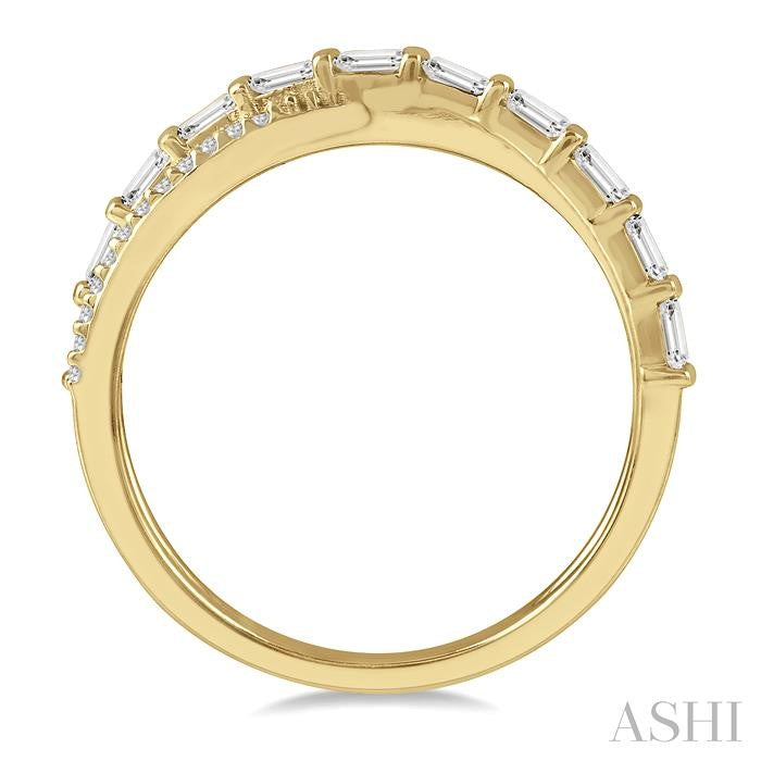 ASHI Criss Cross Baguette Diamond Fashion Ring 360D4PPFGYG