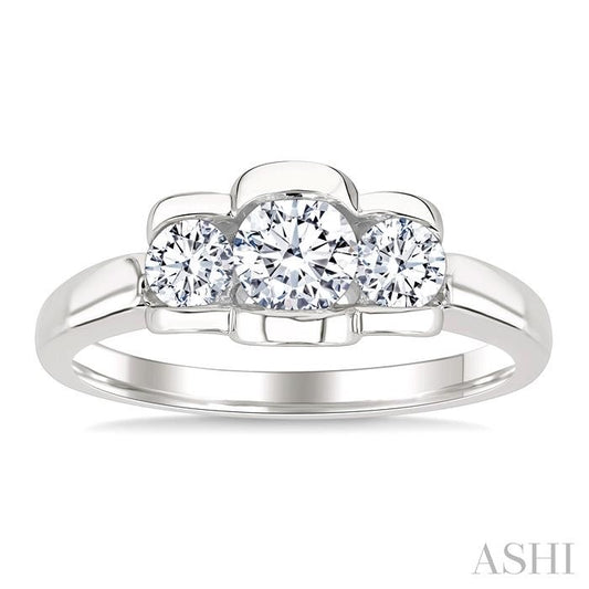 ASHI 3 Stone Diamond Fashion Ring 361Y2PPFGWG