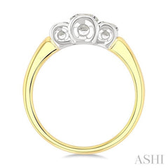 ASHI 3 Stone Diamond Fashion Ring 361Y2PPFGYW