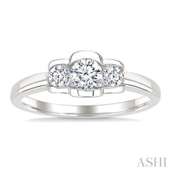 ASHI 3 Stone Diamond Fashion Ring 361Y3PPFGWG