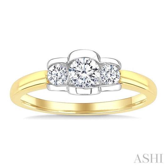 ASHI 3 Stone Diamond Fashion Ring 361Y3PPFGYW