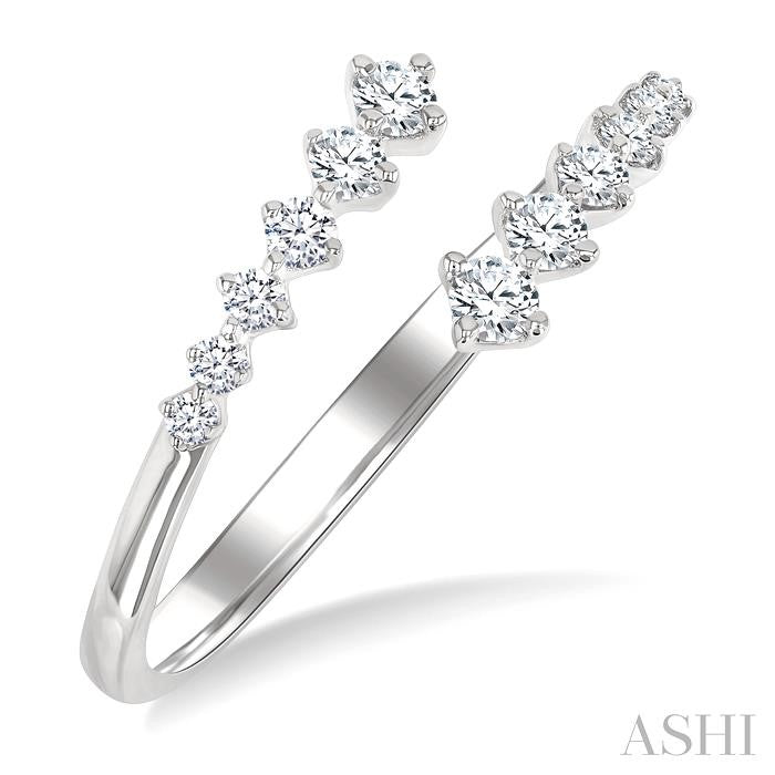 ASHI Graduated Diamond Fashion Open Ring 364J6PPFGWG