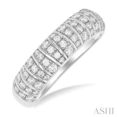 ASHI Ribbed Diamond Fashion Ring 365H3PPFGWG