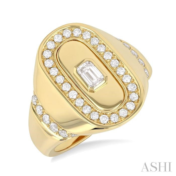 ASHI Emerald Shape Bezel Set Diamond Signet Ring 365V2PPFGYG