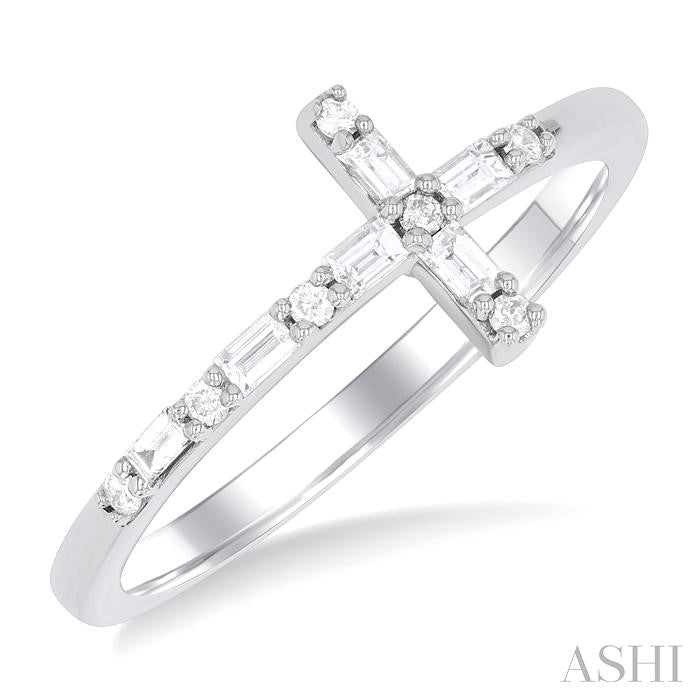 ASHI Sideway Cross Baguette Diamond Fashion Ring 366E7PPTGWG
