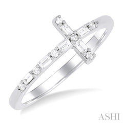 ASHI Sideway Cross Baguette Diamond Fashion Ring 366E7PPTGWG