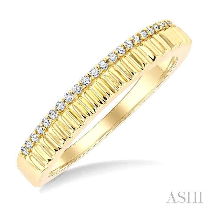 ASHI Ribbed Diamond Fashion Band 366X8PPTGYG