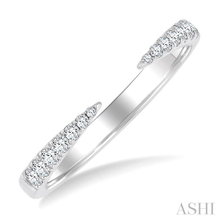ASHI Stackable Claw Diamond Fashion Open Ring 368G7PPTGWG
