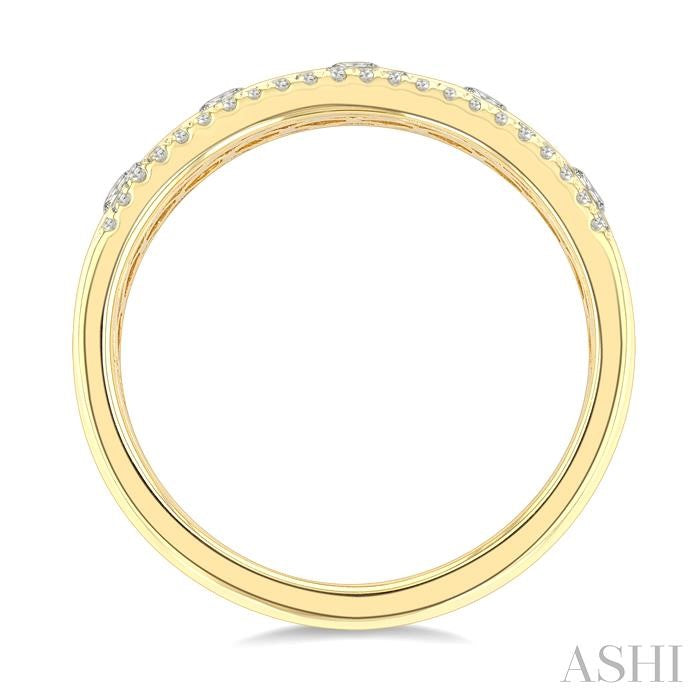 ASHI Flush Set Diamond Fashion Band 373X3PPFGYG