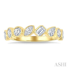 ASHI Mixed Shape Bezel Set Diamond Fashion Band 375V1PPFGYG