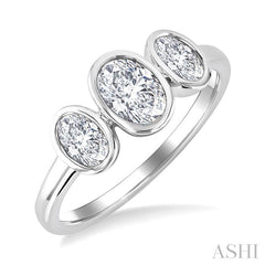 ASHI Oval Shape 3 Stone Diamond Fashion Ring 377V1PPFGWG