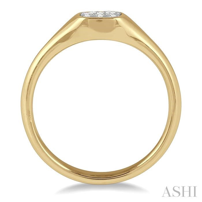 ASHI Cushion Shape Lovebright Essential Diamond Signet Ring 379M8PPFGYW