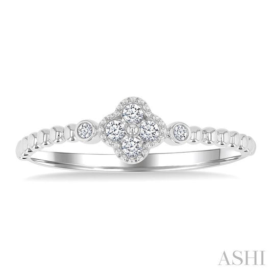 ASHI Bead Clover Petite Diamond Fashion Ring 385M8PPTGWG-CLV