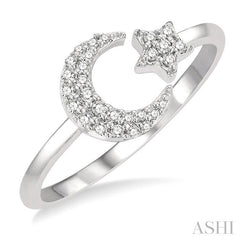 ASHI Stackable Crescent Moon & Star Petite Diamond Fashion Ring 387H8PPTSWG
