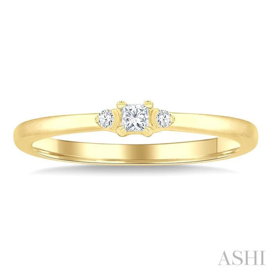 ASHI Princess Shape 3 Stone Petite Diamond Ring 388P9PPTGYG-PRN