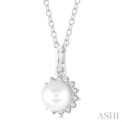 ASHI Pearl & Petite Halo Diamond Fashion Pendant 558A8PPTSPDWPWG