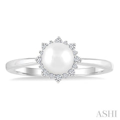 ASHI Pearl & Petite Halo Diamond Fashion Ring 559A8PPTSWPWG