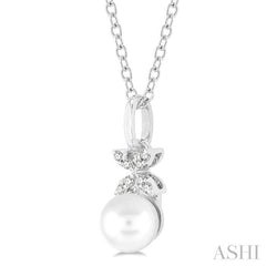 ASHI Pearl & Petite Diamond Fashion Pendant 560A9PPTSPDWPWG