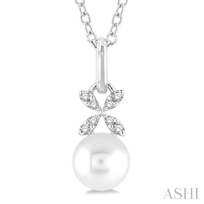 ASHI Pearl & Petite Diamond Fashion Pendant 560A9PPTSPDWPWG