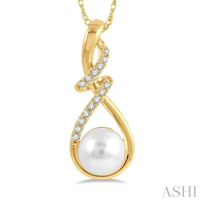 ASHI Pearl & Diamond Fashion Pendant 56138PPTSPDWPYG