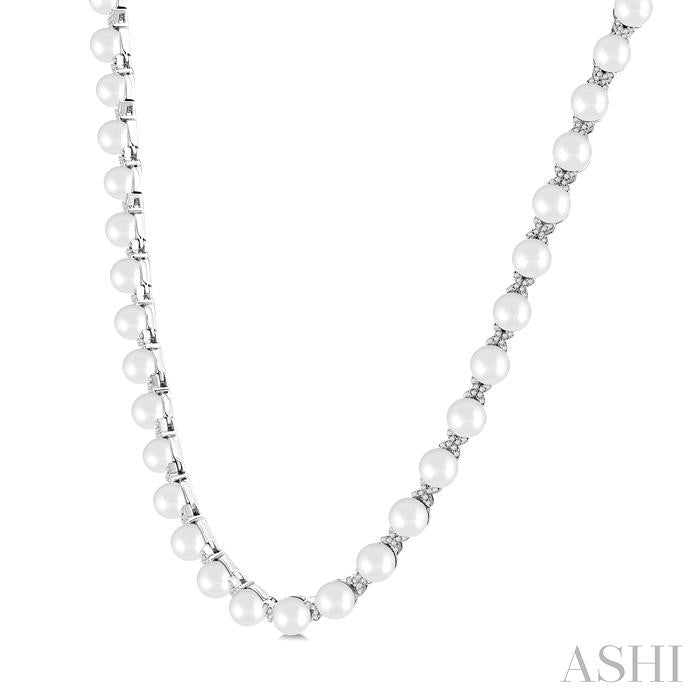 ASHI Pearl & Diamond Floral Fashion Necklace 563B1PPFGNKWPWG-1.25
