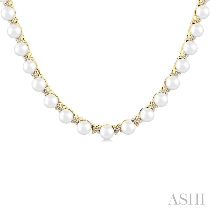 ASHI Pearl & Diamond Floral Fashion Necklace 563B1PPFGNKWPYG-1.25