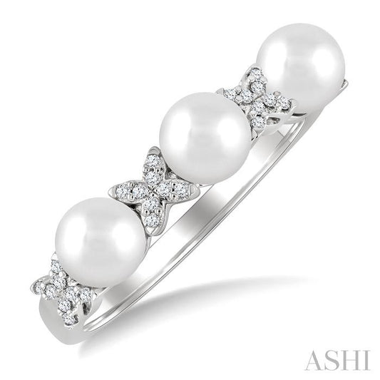 ASHI Pearl & Diamond Floral Fashion Band 563B8PPFGWPWG