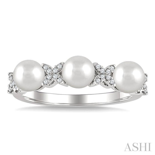 ASHI Pearl & Diamond Floral Fashion Band 563B8PPFGWPWG