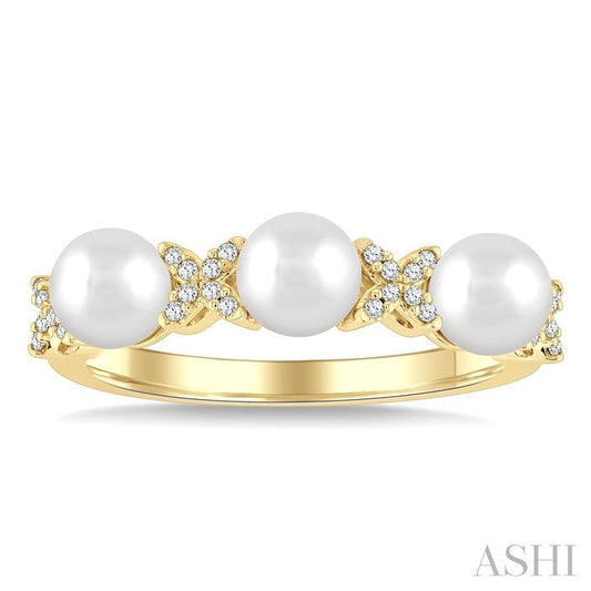 ASHI Pearl & Diamond Floral Fashion Band 563B8PPFGWPYG