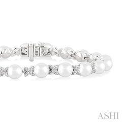 ASHI Pearl & Diamond Floral Fashion Bracelet 563BHPPFGWPWG