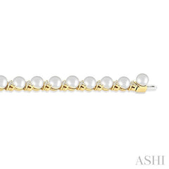 ASHI Pearl & Diamond Floral Fashion Bracelet 563BHPPFGWPYG
