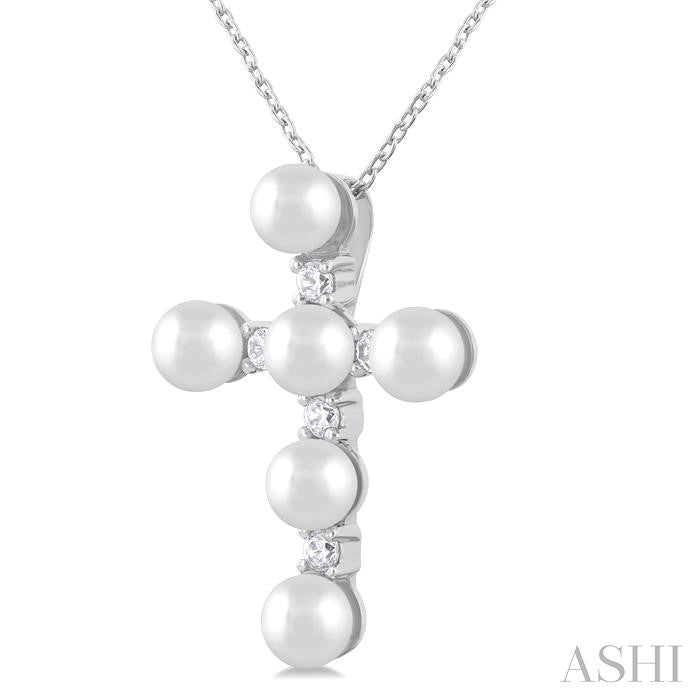 ASHI Cross Pearl & Diamond Fashion Pendant 56408PPTGPDWPWG