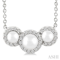 ASHI Round Shape Past Present & Future Pearl & Halo Diamond Pendant 56498PPFGPDWPWG