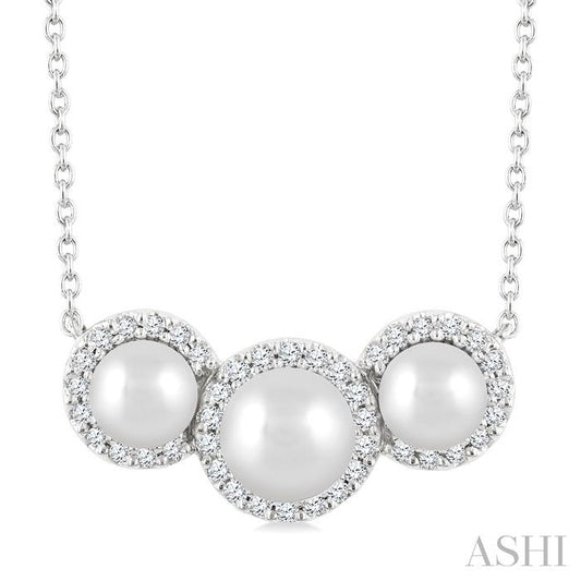 ASHI Pearl & Halo Diamond Fashion Pendant 568A8PPFGPDWPWG