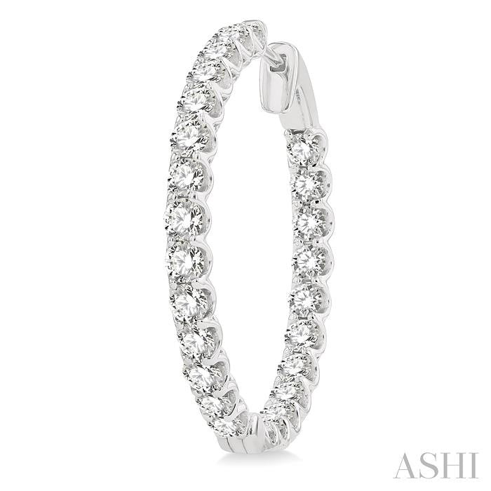 ASHI Inside-Out Diamond Round Hoop Earrings 622B0PPFHERWG-5.00