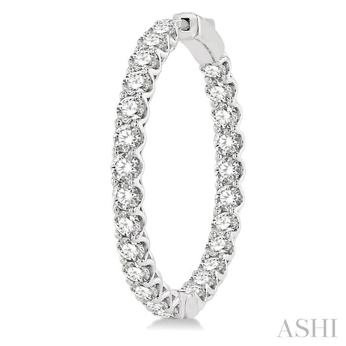 ASHI Inside-Out Diamond Round Hoop Earrings 622B0PPFHERWG-6.00