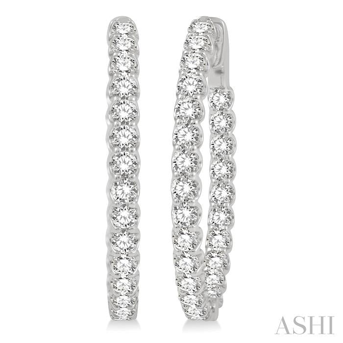 ASHI Inside-Out Diamond Oval Hoop Earrings 624B0PPFHERWG-4.00