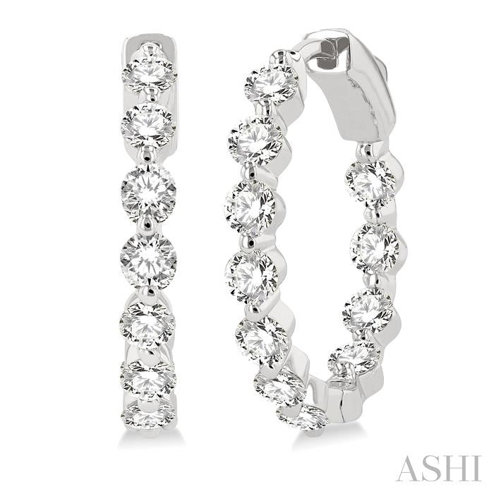 ASHI Inside-Out Diamond Round Hoop Earrings 626D0PPFGERWG-2.00