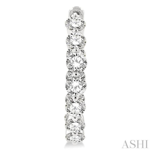 ASHI Inside-Out Diamond Round Hoop Earrings 626D0PPFGERWG-4.00