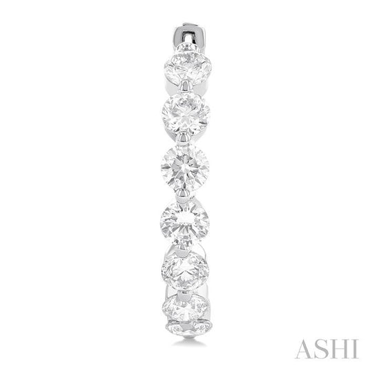 ASHI Inside-Out Diamond Round Hoop Earrings 626D0PPFHERWG-5.00