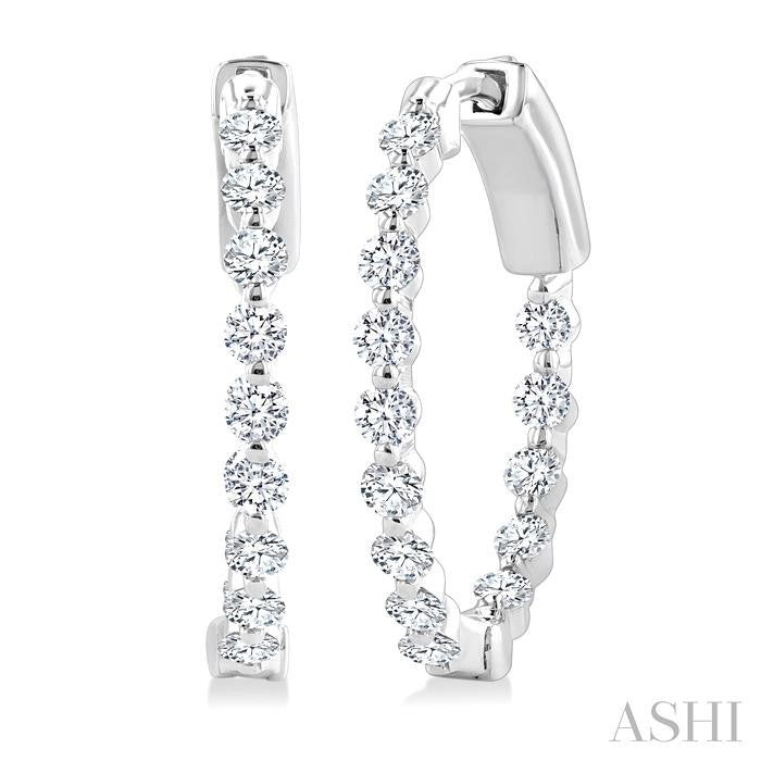 ASHI Inside-Out Diamond Round Hoop Earrings 626D1PPFGERWG