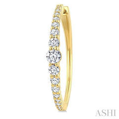ASHI Graduated Riviera Diamond Hoop Earrings 626H0PPFGERYG-1.50