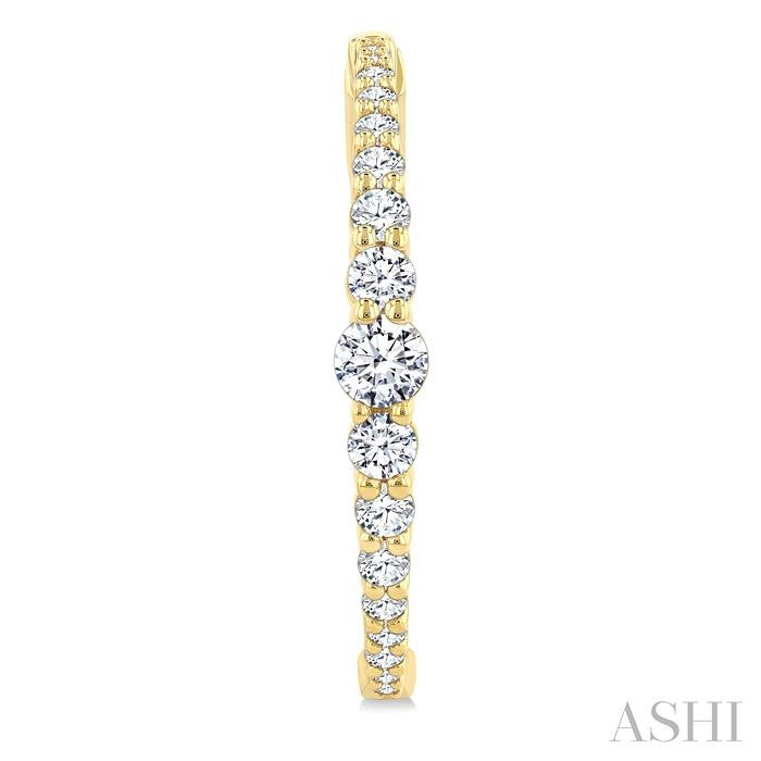 ASHI Graduated Riviera Diamond Hoop Earrings 626H0PPFGERYG-1.50