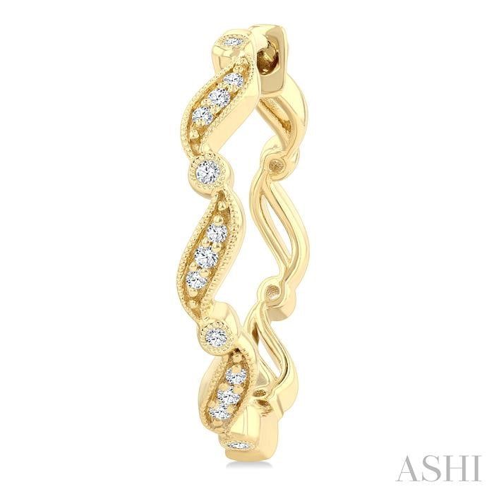 ASHI Wave Diamond Fashion Hoop Earrings 629H8PPTSERYG